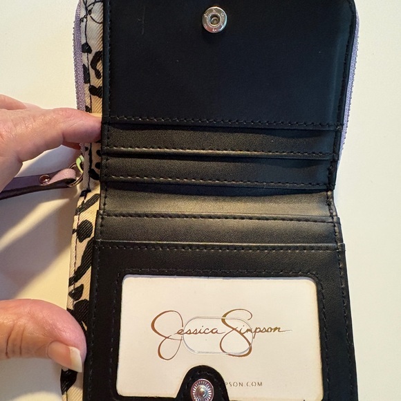 Jessica Simpson Lavender Leather Wallet w/starbucks card - Picture 4 of 9
